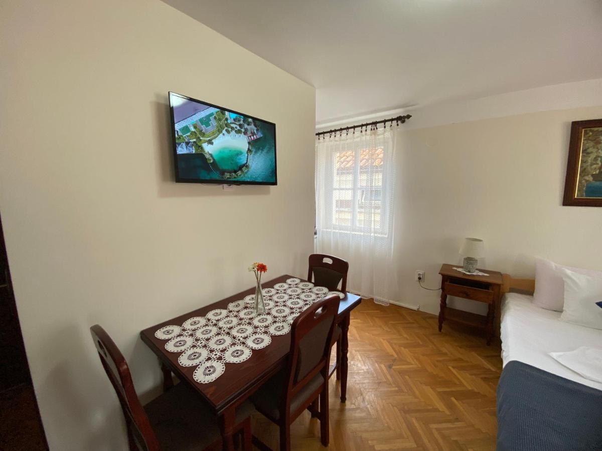 Beatrix Suites Будва Екстериор снимка