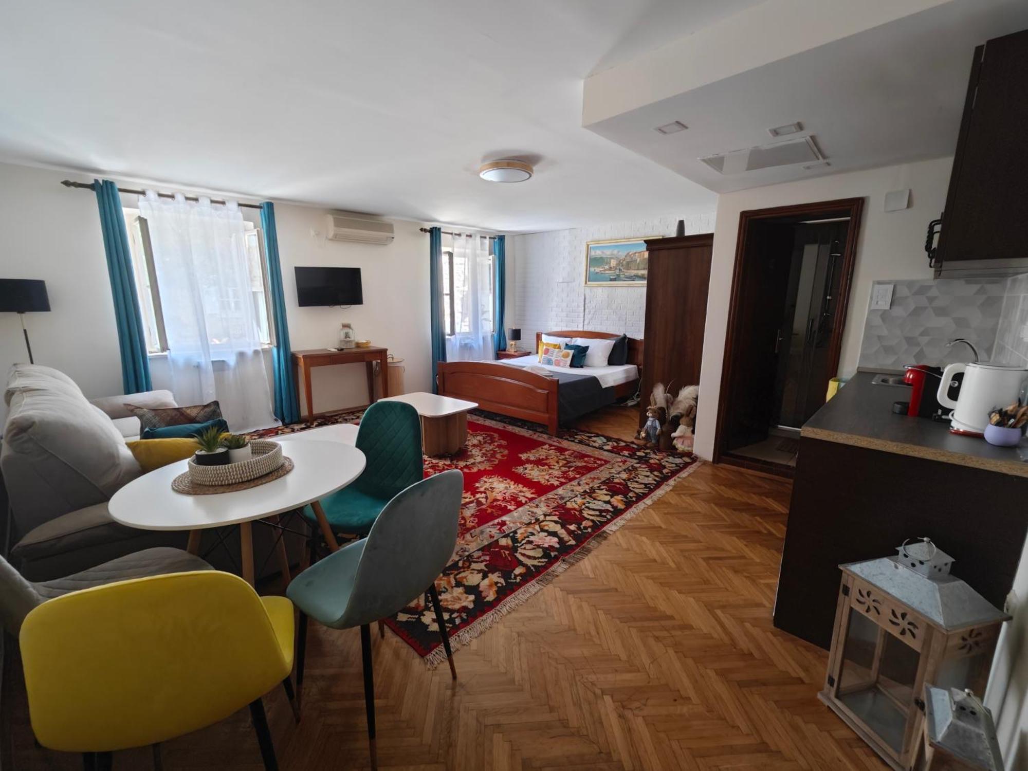 Beatrix Suites Будва Екстериор снимка