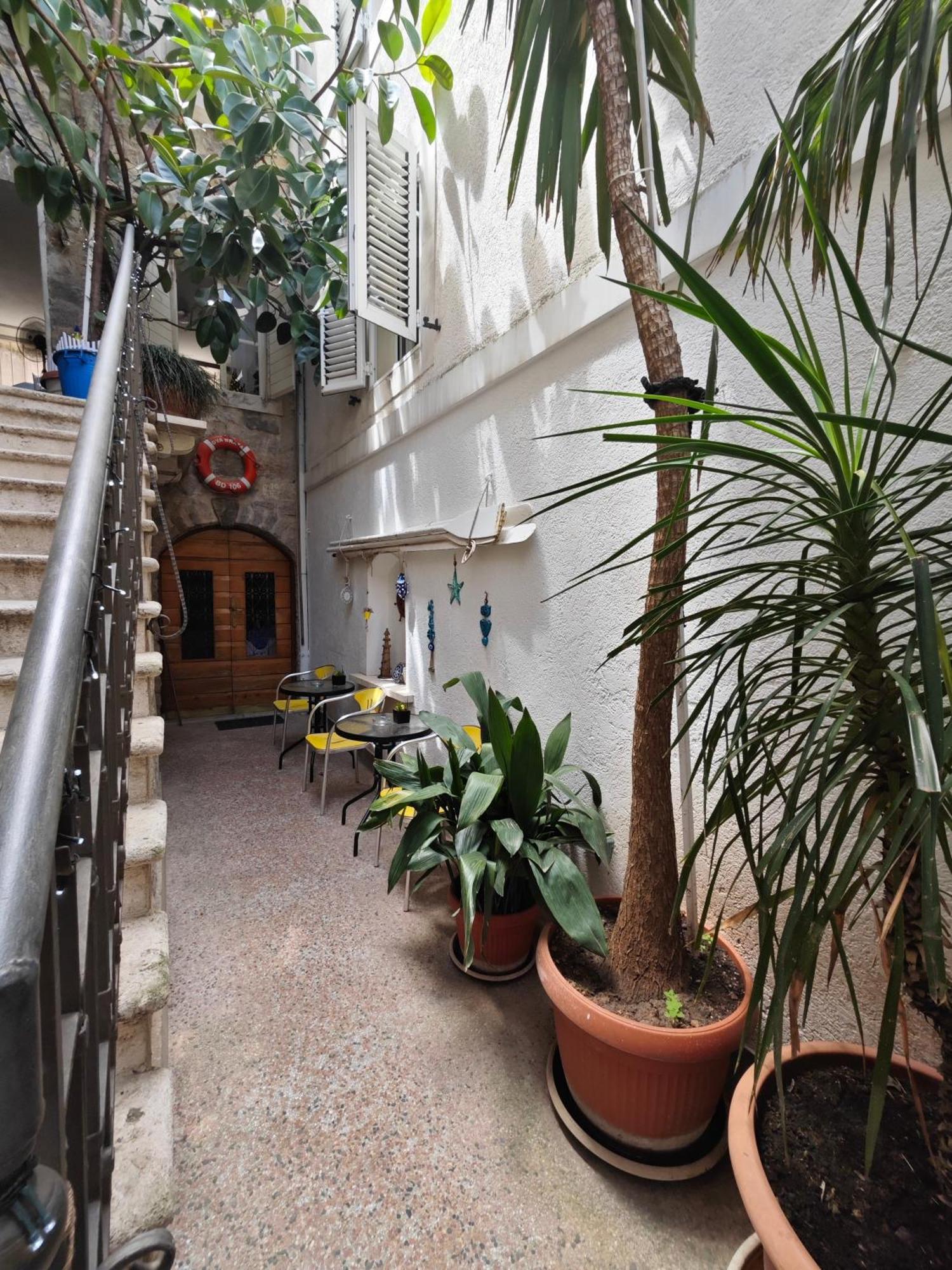 Beatrix Suites Будва Екстериор снимка