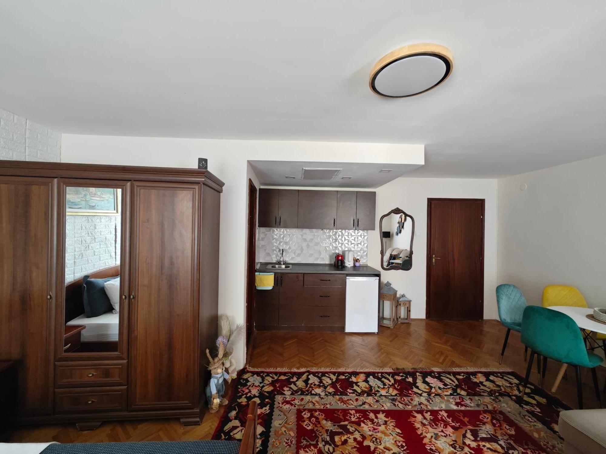Beatrix Suites Будва Екстериор снимка