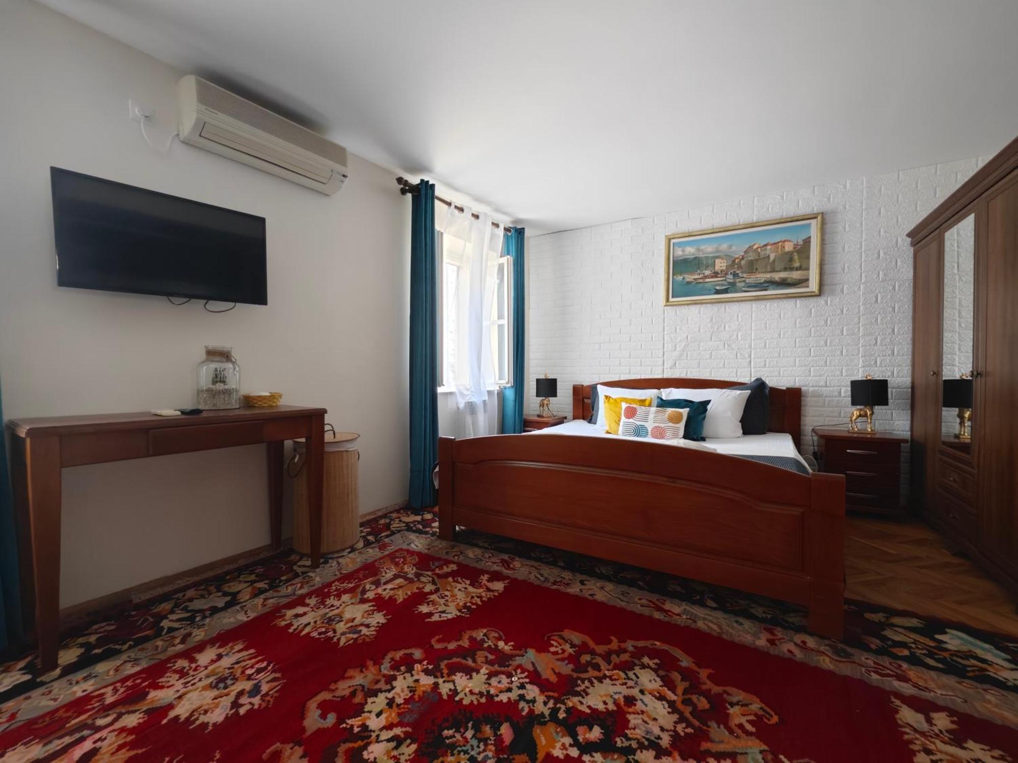 Beatrix Suites Будва Екстериор снимка